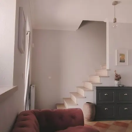 Apartment Townhouse Near Lighthouse & Big Waves *