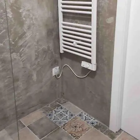 Apartment Townhouse Near Lighthouse & Big Waves