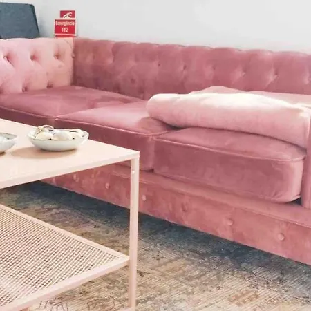 Townhouse Near Lighthouse & Big Waves Apartment Nazaré