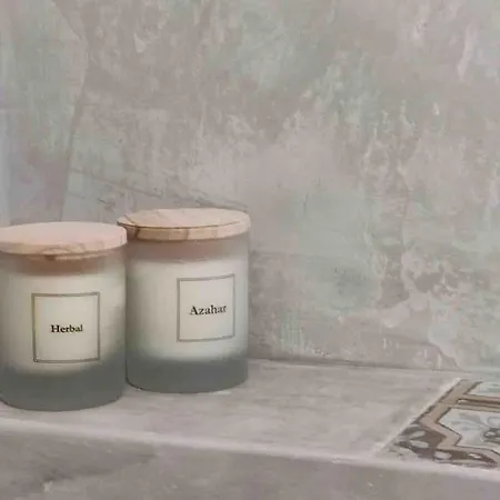 Townhouse Near Lighthouse & Big Waves Apartment *