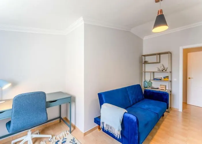 Townhouse Near Lighthouse & Big Waves Lejlighed *